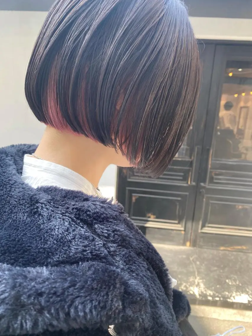 ショート カラー ブリーチ ピンクカラー ボブ tonari 梅田、中崎町のヘアスタイル