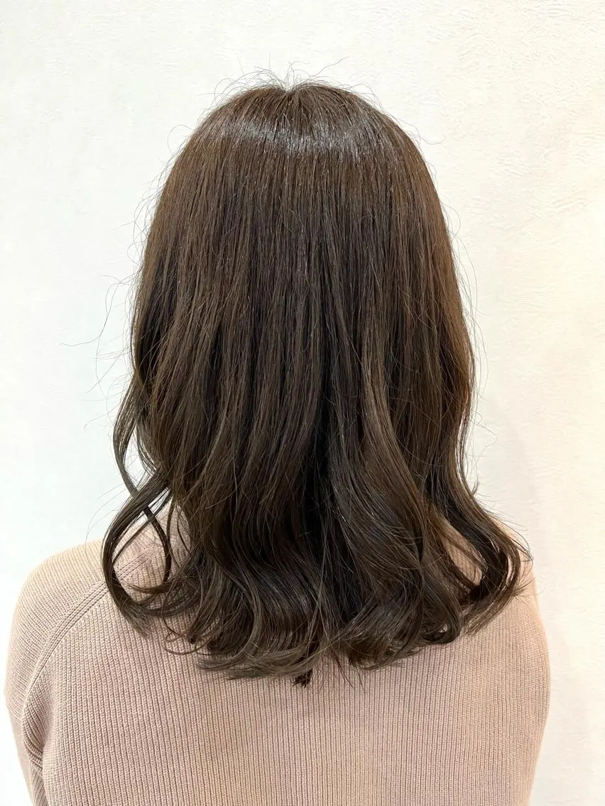 ミディアム カット ヘアカラー ショート/白髪ぼかし 君和田若菜のヘアスタイル