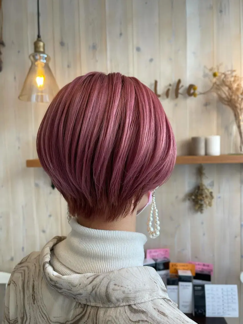ショート カラー ベージュカラー ピンクカラー ピンクベージュ カット ヘアカラー トリートメント アニメオタク美容師/ miharuのヘアスタイル