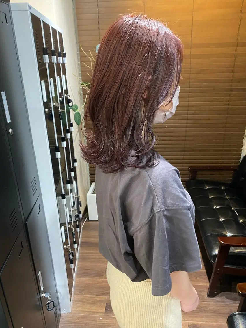 ミディアム カラー Rico OFFICIALのヘアスタイル