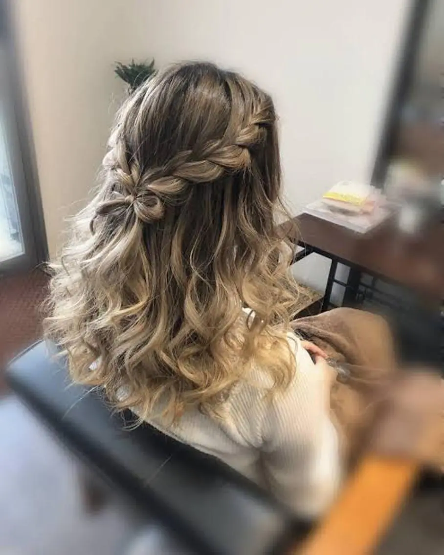 ロング ヘアセット 佐々木 綾のヘアスタイル