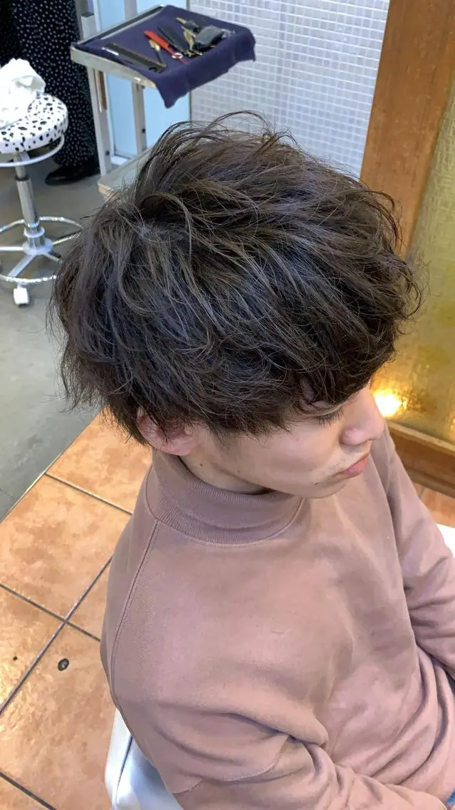 ショート パーマ メンズ メンズパーマ カット ヘアカラー トリートメント メンズ/韓国レイヤー /透明感カラー那須野のヘアスタイル