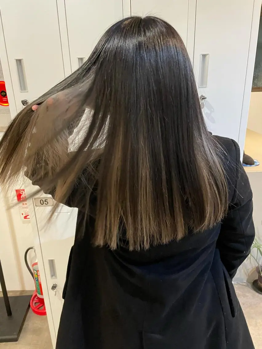 ロング カラー シルバー トリートメント ヘアカラー トリートメント 中目黒🌼 🌼ハナのヘアスタイル