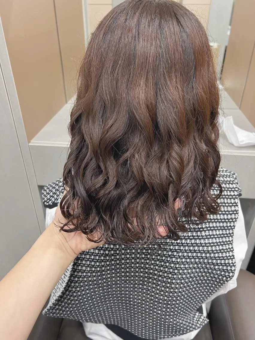 ミディアム パーマ カット パーマ トリートメント ボブパーマコテ巻き風 パーマNo1深江秀平のヘアスタイル