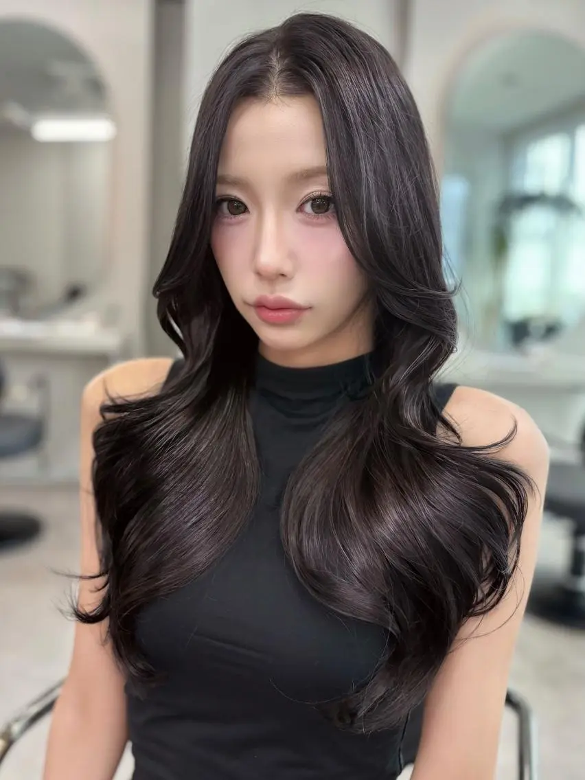 ロング 顔周りカット 韓国風ヘア レイヤーカット ワンホンレイヤー カット ヘアカラー MARIワンホンヘア /透明感/グレージュのヘアスタイル