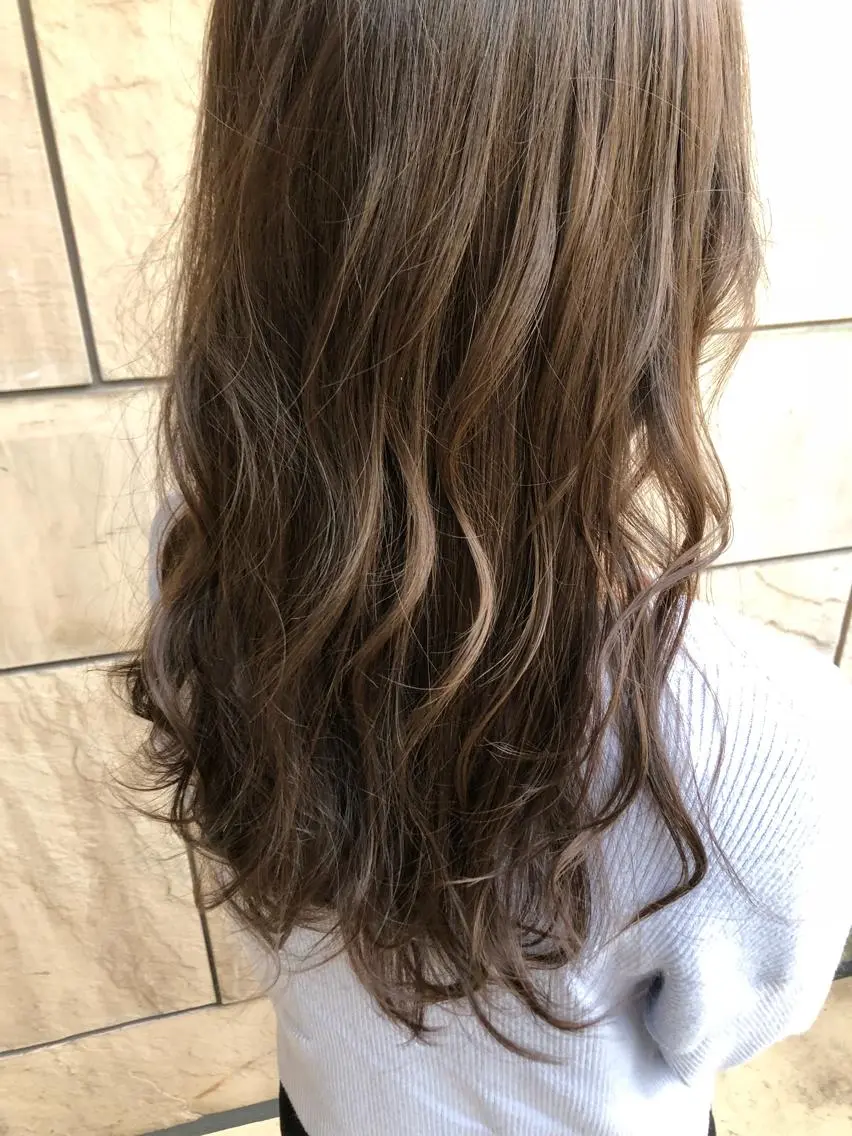 カラー 髪質改善 MAKIのヘアスタイル