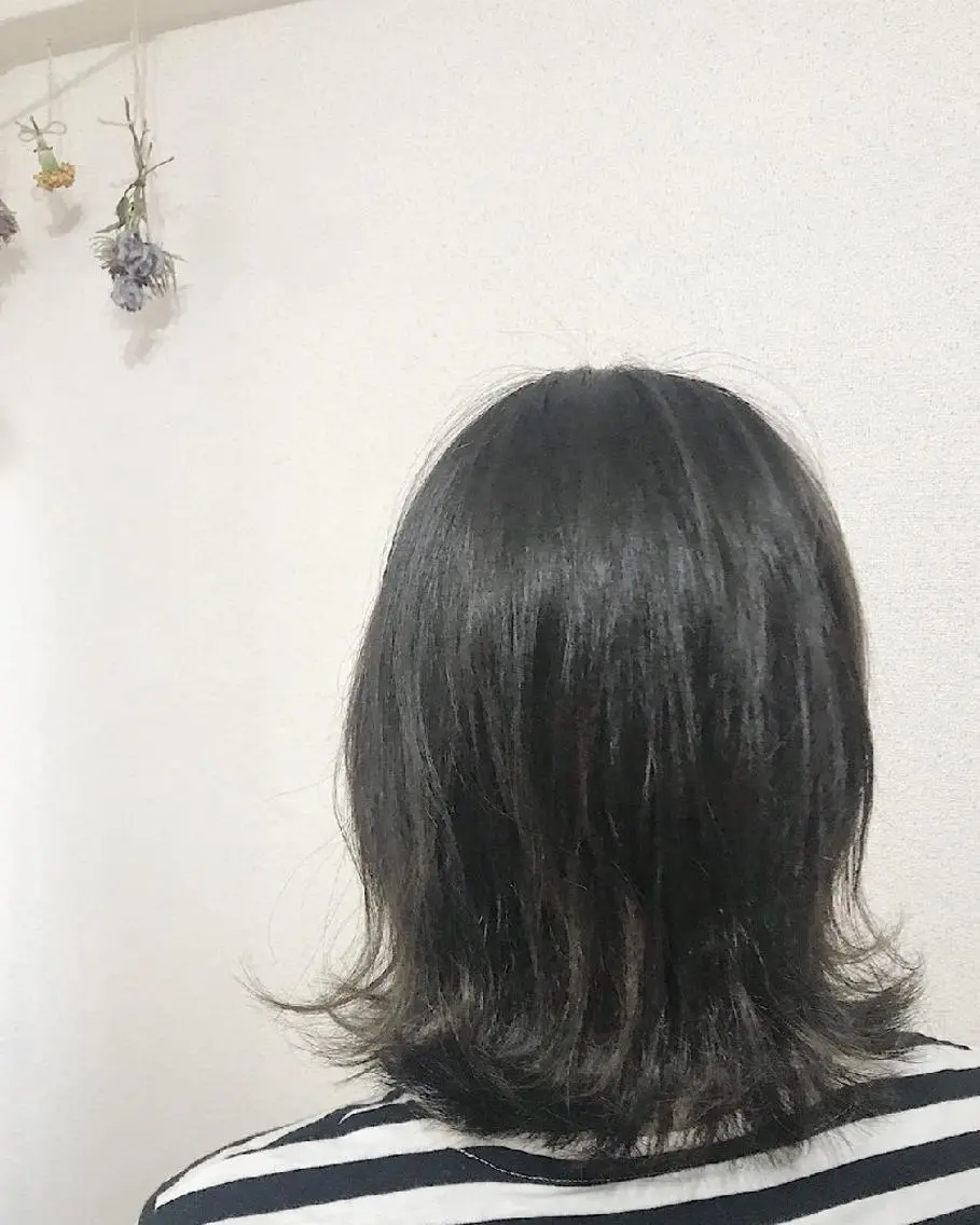 ミディアム カラー ヘアアレンジ アッシュ See by merの眉毛・アイブロウイメージ
