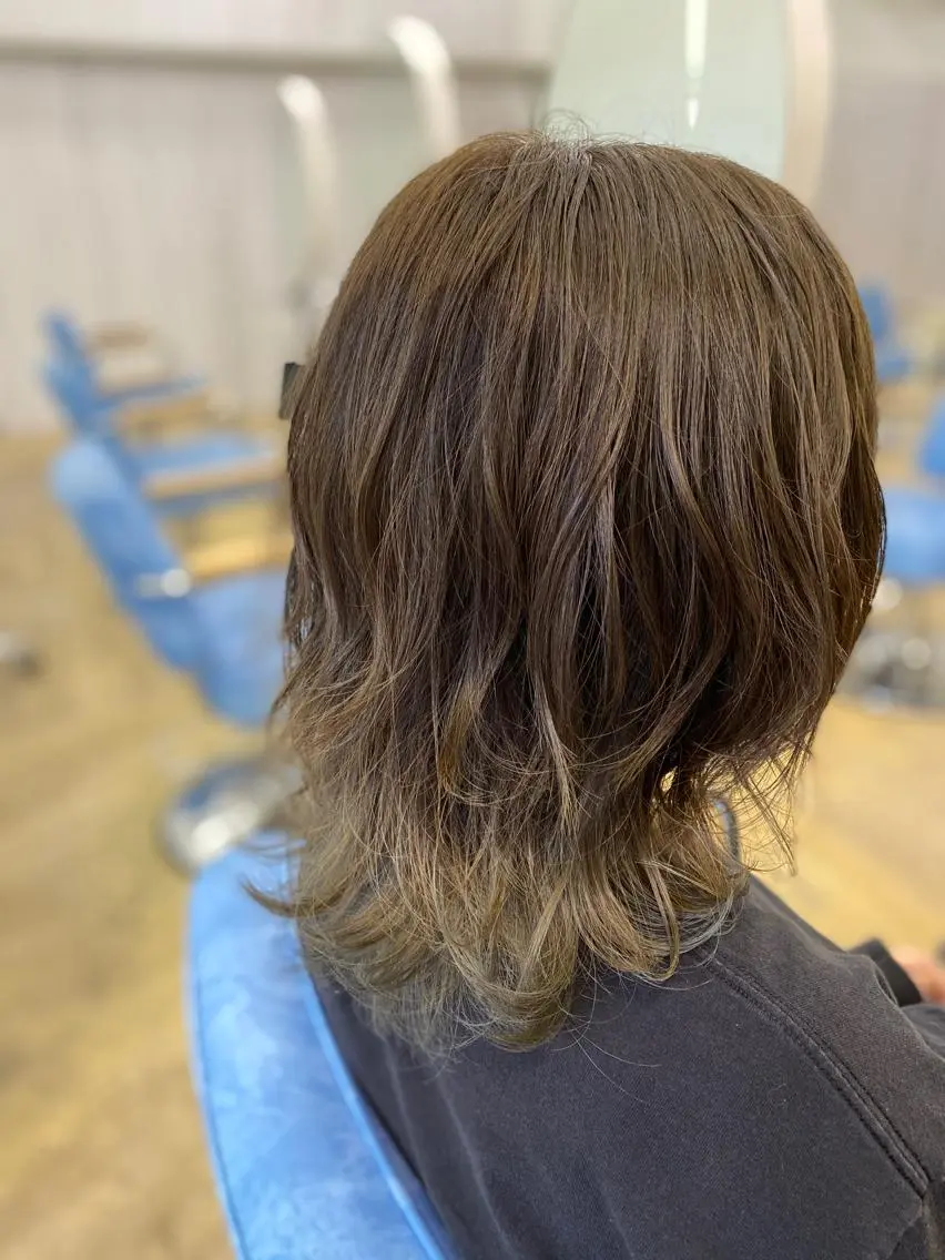 ミディアム カラー ヘアアレンジ ウルフカット カット ヘアカラー 松井 敬太郎のヘアスタイル