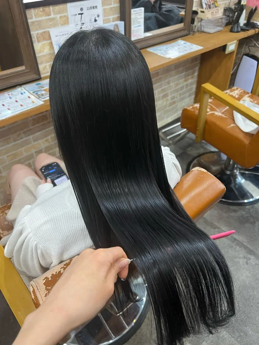 セミロング カラー ヘアカラー トリートメント 上質髪🪐 AIRI🪷‧₊˚のヘアスタイル