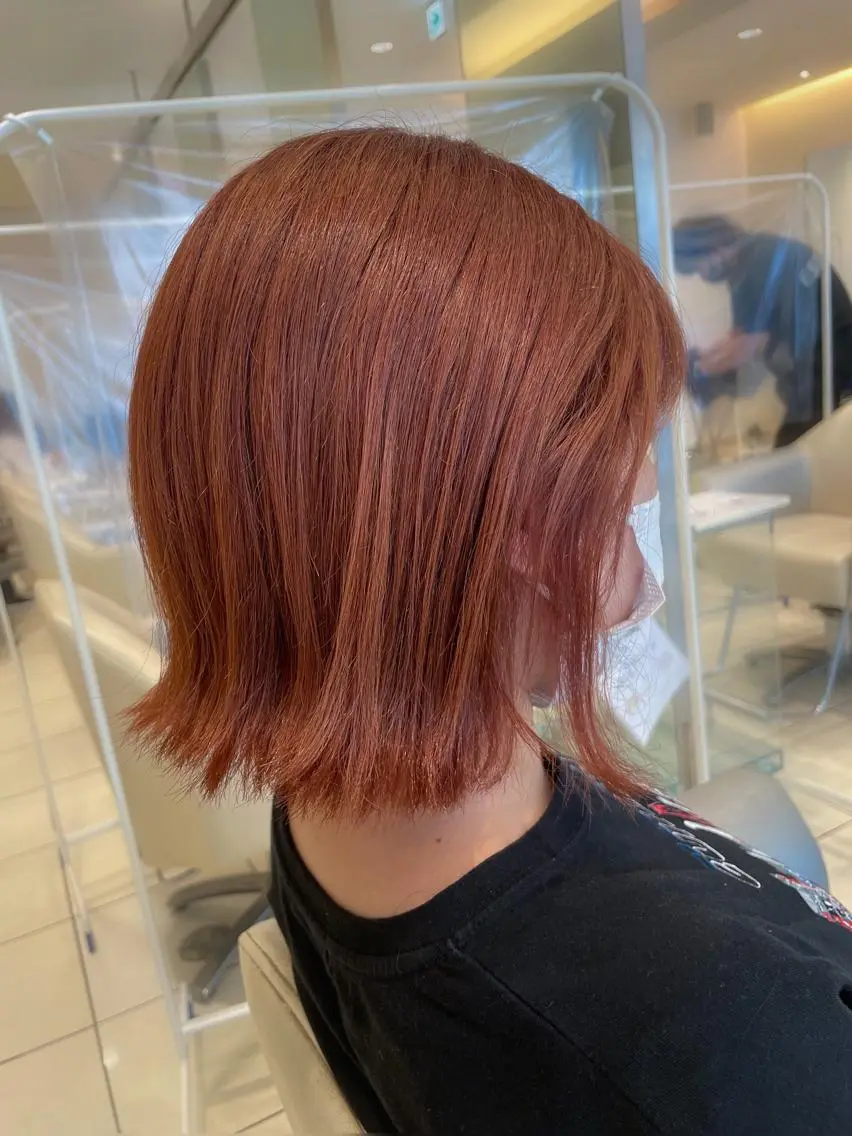 ショート カラー ベージュカラー ブリーチ ピンクカラー ピンクベージュ カット . Chisaのヘアスタイル