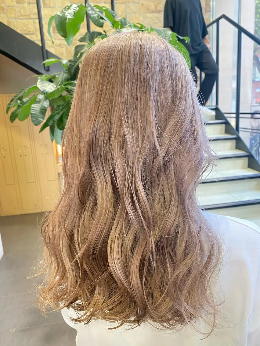 ロング カラー ヘアアレンジ TSUNA 🌙 Lim 五反田のマツエク・マツパデザイン