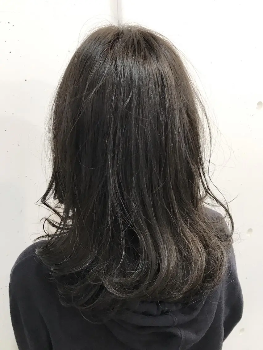 カラー ブリーチ ブリーチなしカラー カット ヘアカラー トリートメント ヘッドスパ グレージュ/髪質改善 Yamato.hのヘアスタイル