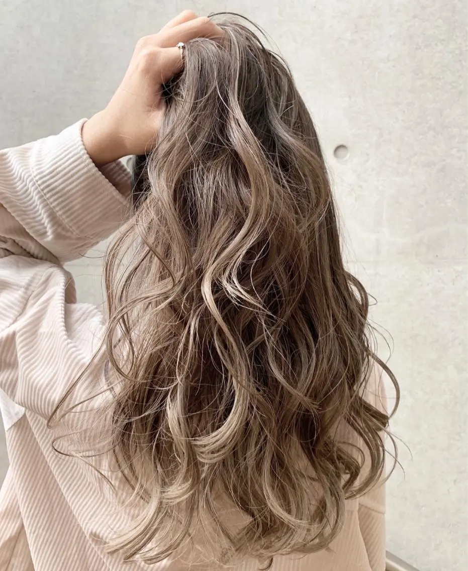 ロング カラー box mico. mutsumiのヘアスタイル