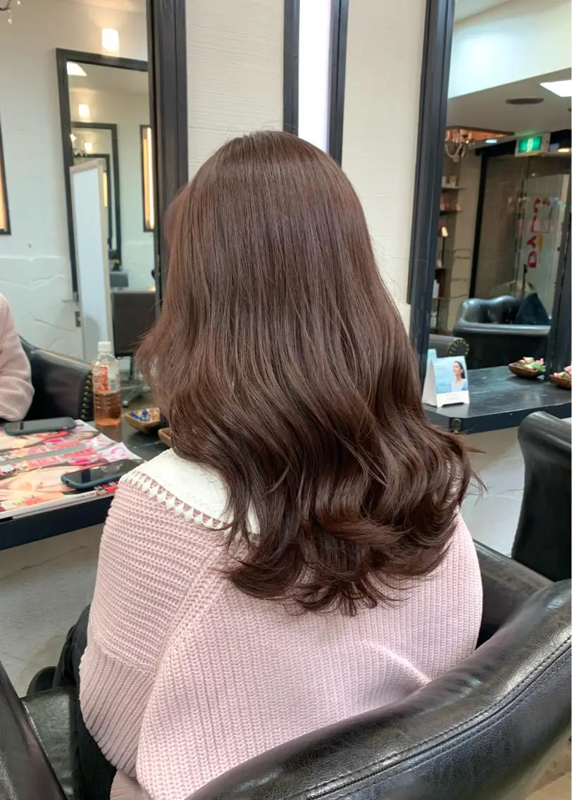 ミディアム カラー ベージュカラー ブリーチ ブリーチなしカラー ピンクカラー ピンクベージュ 矢野 晃平のヘアスタイル