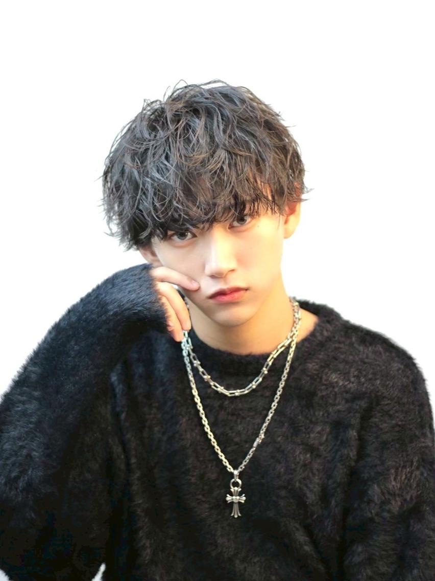 メンズ カット パーマ ヘアセット メンズ／韓国風パーマ 💎⚡️渋谷のヘアスタイル