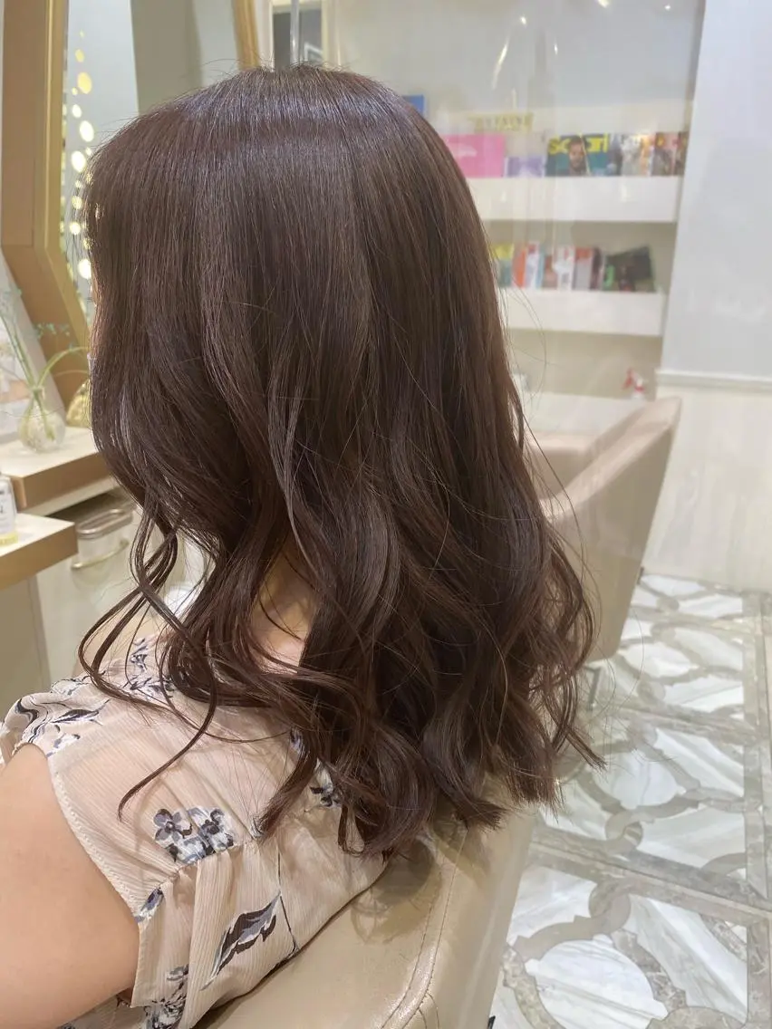 セミロング カラー ヘアアレンジ カット ヘアカラー パーマ トリートメント 💙美髪救世主💙 関華蓮のヘアスタイル