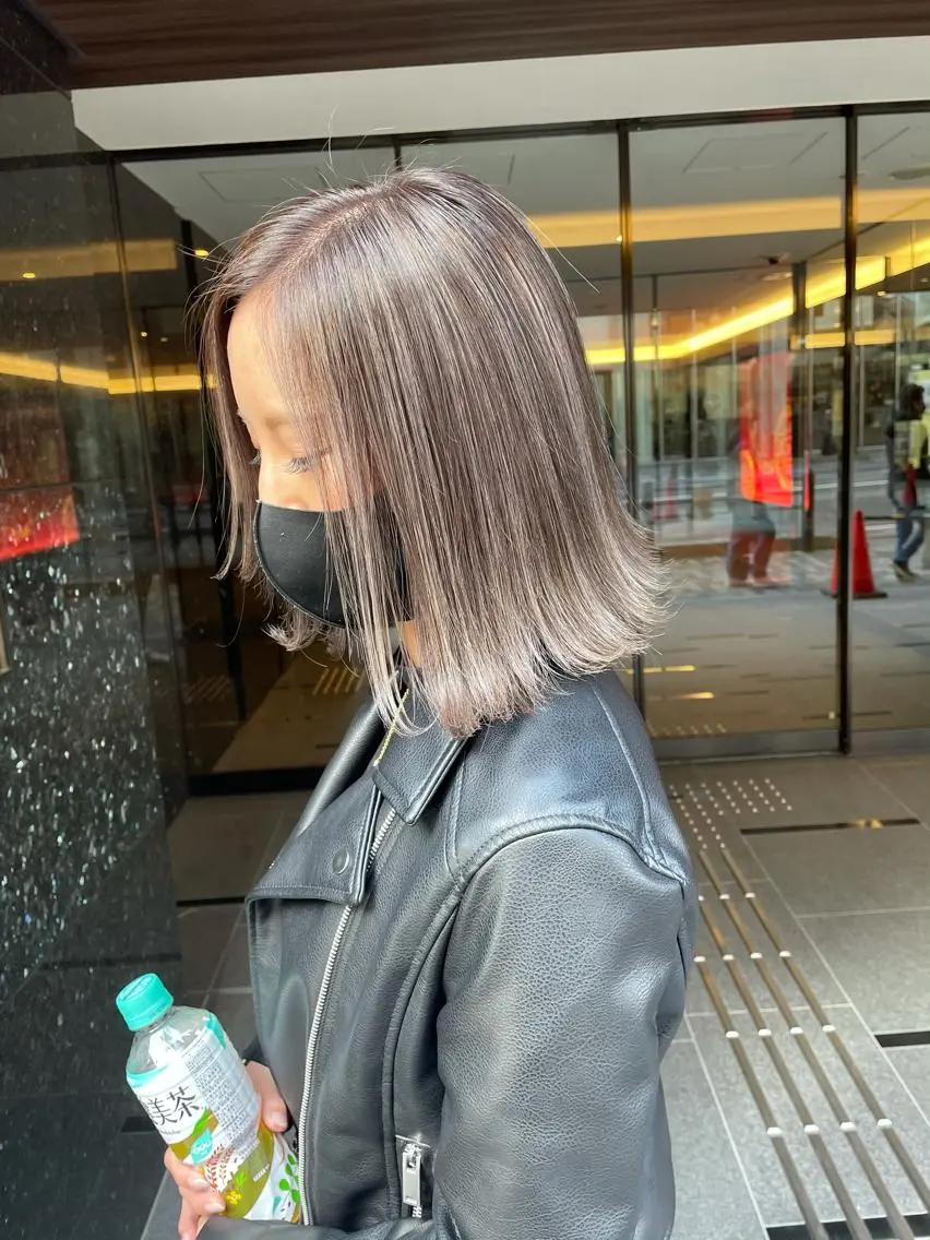 ショート カラー レイヤーカット 西村あきやのヘアスタイル