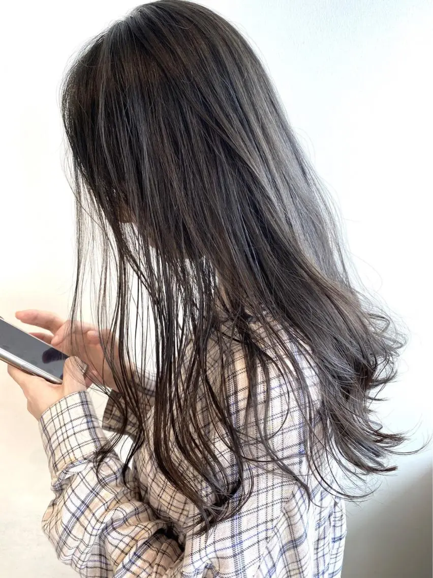 ロング カラー グランジヘア 無造作ヘアHYUGAのヘアスタイル