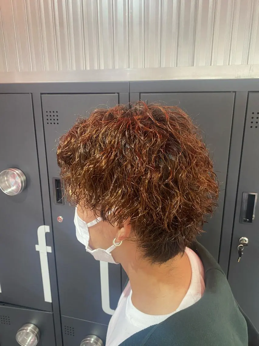 ショート カラー パーマ ヘアアレンジ メンズ キッズ ネイル マツエク・マツパ アイブロウ メンズバレイヤージュ メンズブリーチ メンズハイライト メンズハイトーン メンズインナーカラー カット パーマ トリートメント 🔥漢髪特化メンズ マネージャーYUKIのヘアスタイル