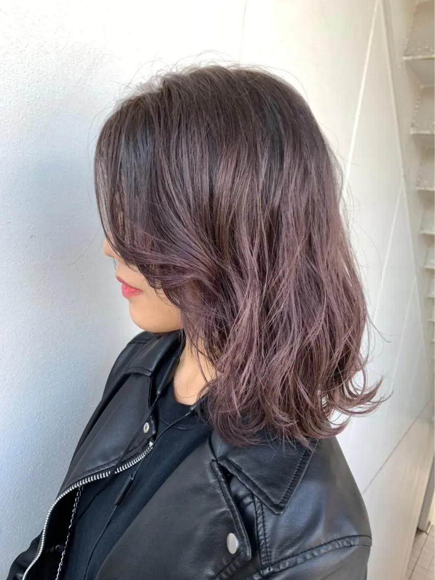セミロング 高梨 里穂のヘアスタイル