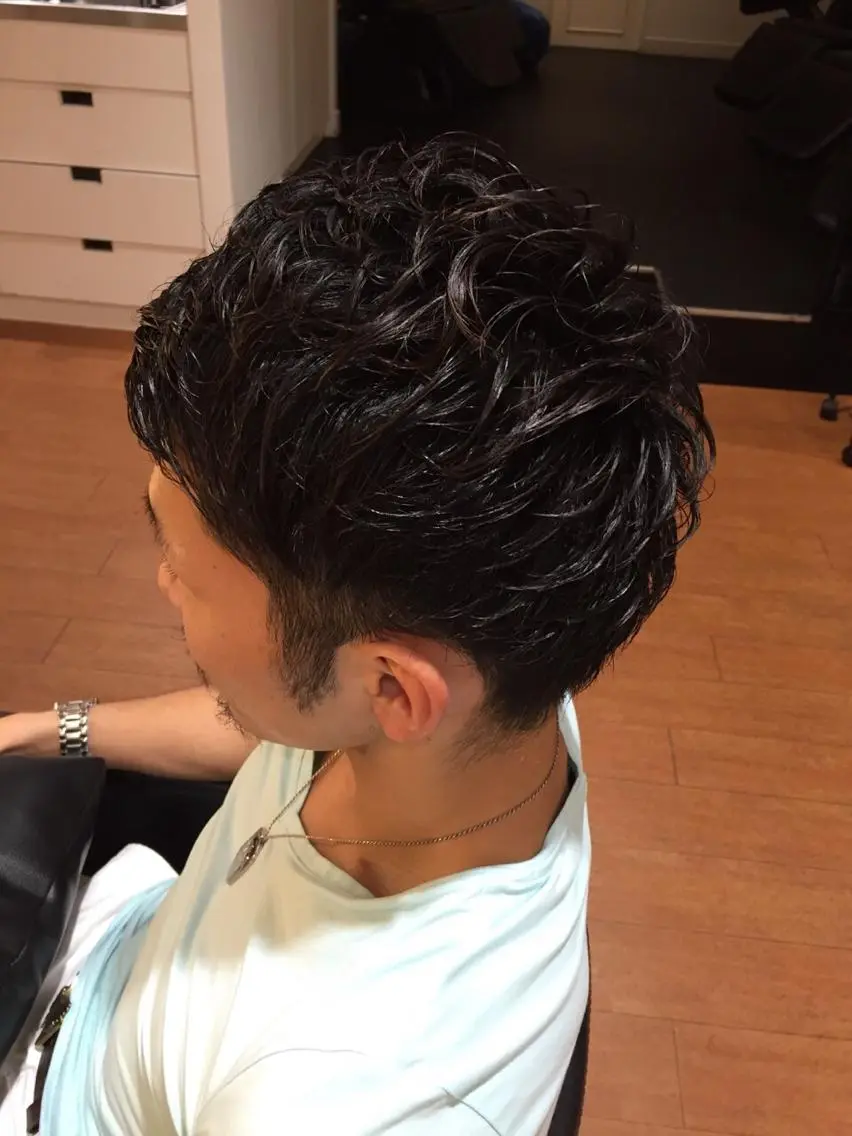 パーマ メンズ E RIのヘアスタイル