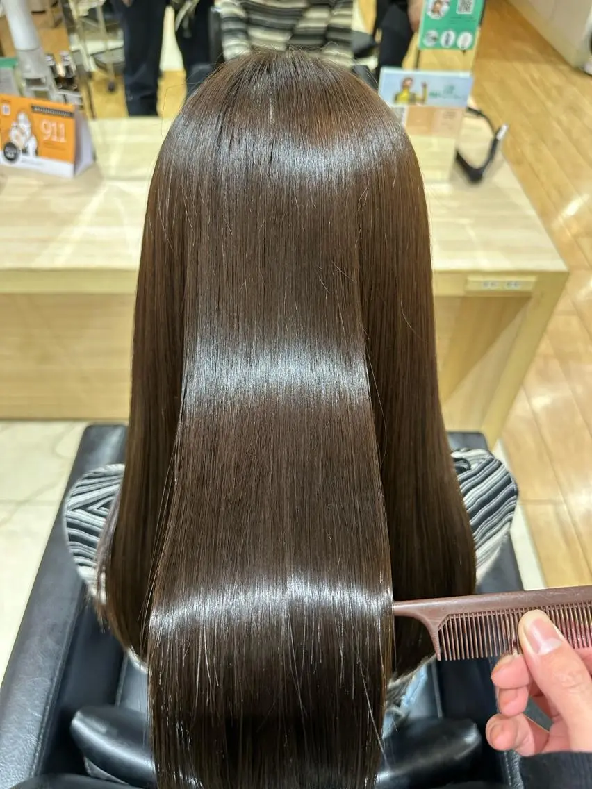 カラー KO コウ 【SARA 新宮店】のヘアスタイル