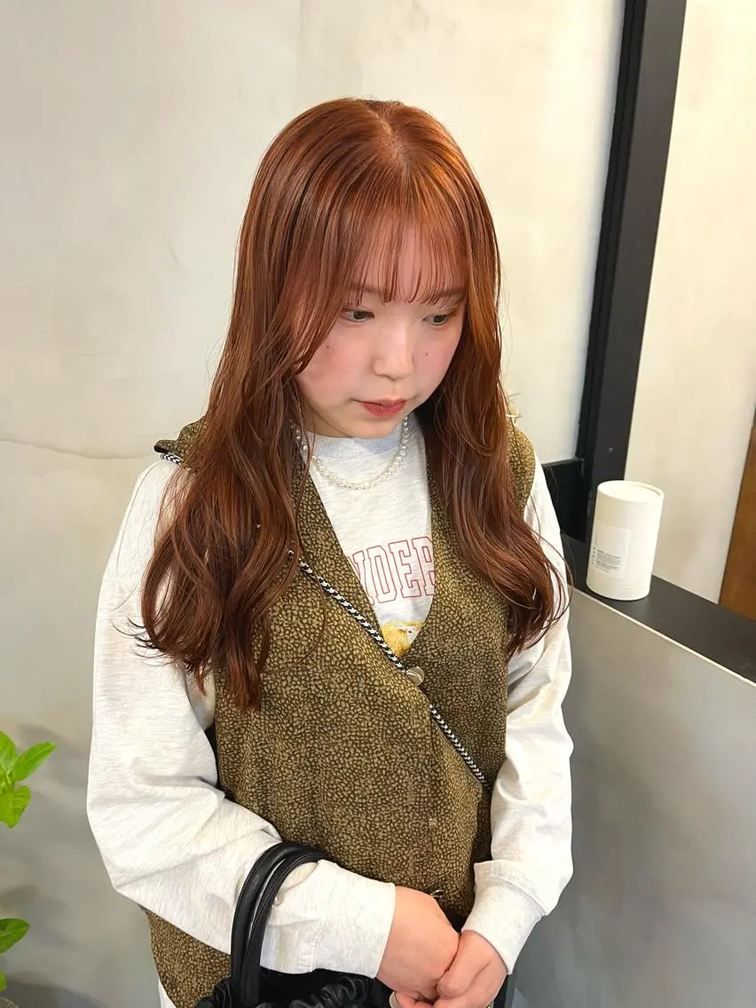 ロング カラー ブリーチ ダブルカラー ブリーチなしカラー カット ヘアカラー トリートメント ena/ブリーチなし 透明感・レイヤー🎀のヘアスタイル
