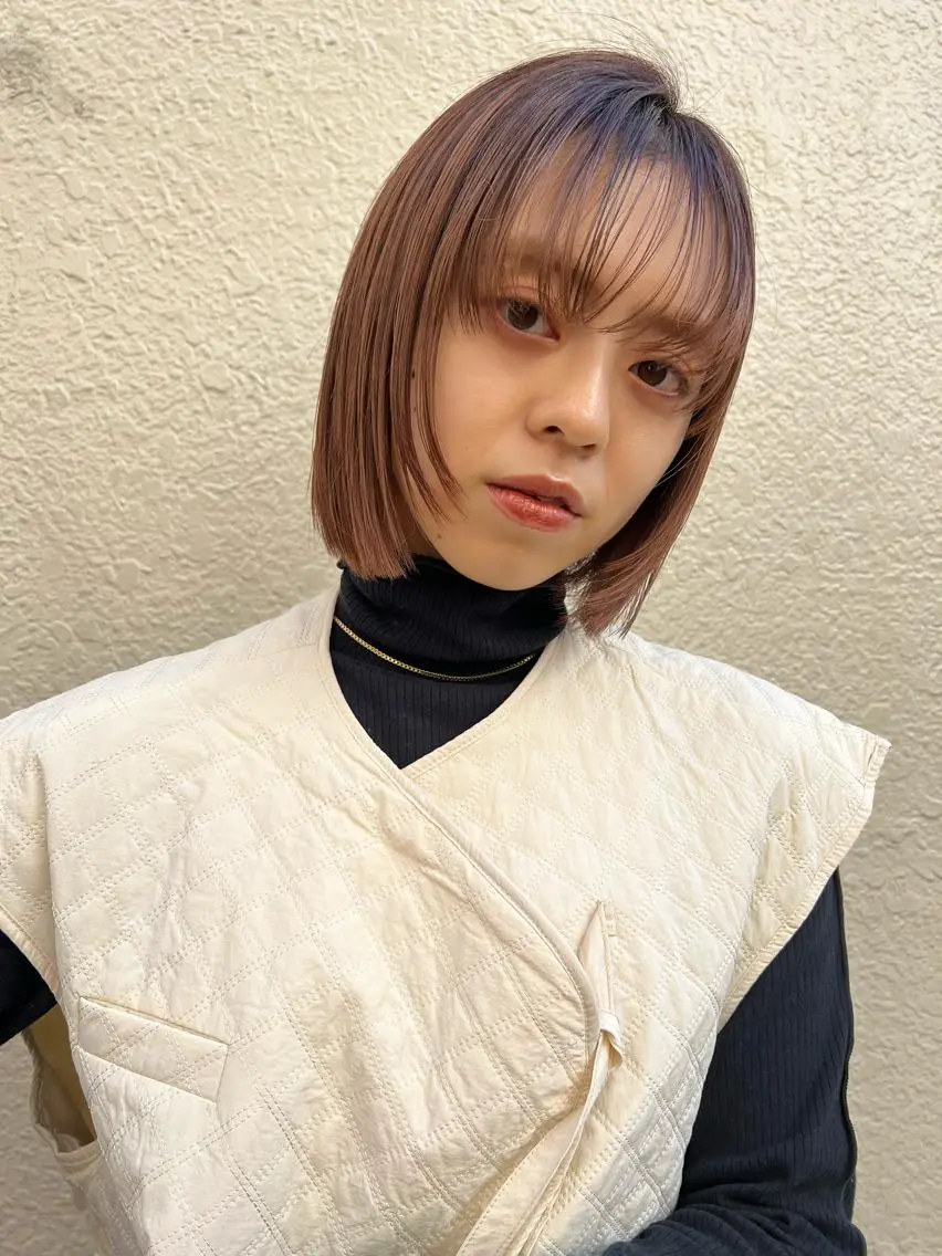 ショート カラー ボブ レイヤーカット ヘアカラー 縮毛矯正 トリートメント KANA/ボブ/ インナーカラー/艶髪のヘアスタイル