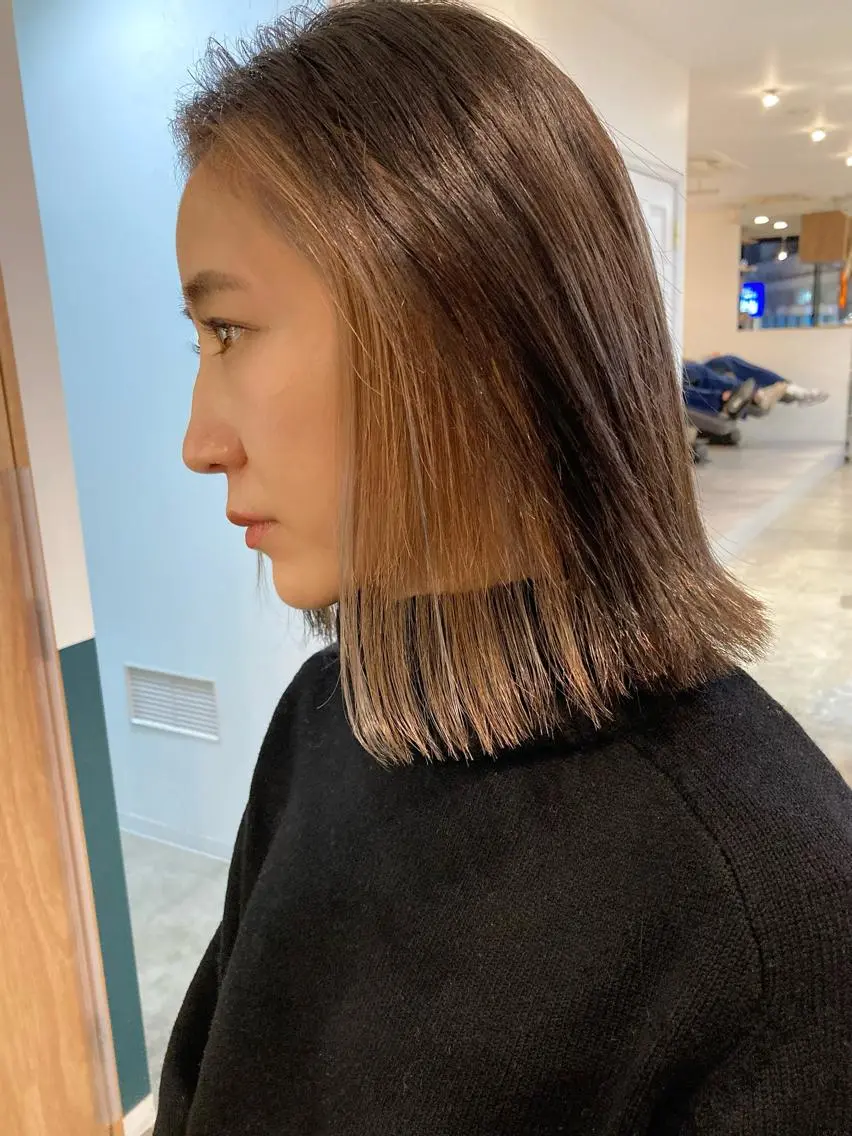 ミディアム ミストバング ハイライト ヘアカラー カラーリスト菅野 竜矢🌈のヘアスタイル