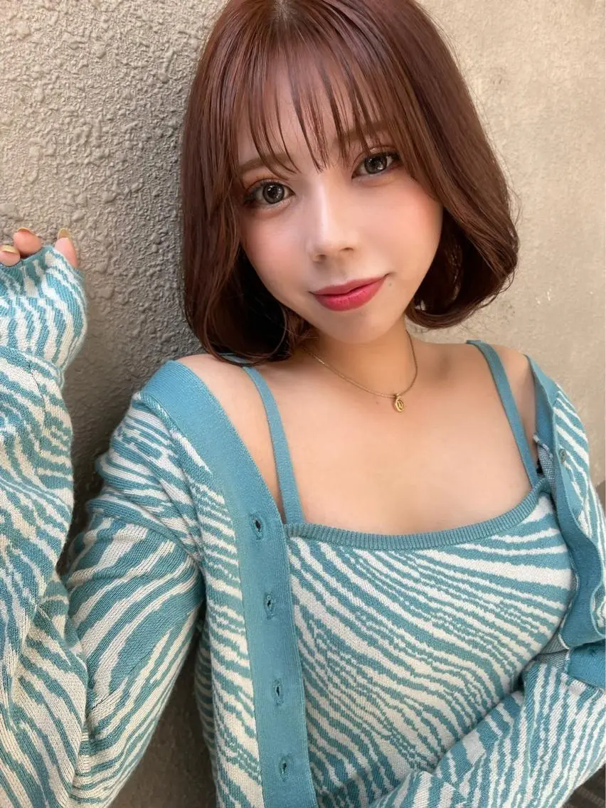 ミディアム Aster 店長 れおんのヘアスタイル