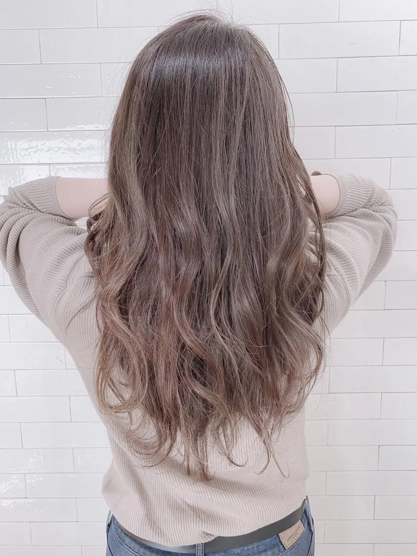 セミロング カラー パーマ ヘアアレンジ アッシュ バレイヤージュ ブリーチ ケアブリーチ 透明感カラー ヘアカラー トリートメント バレイヤージュ 藤沢 髪質改善 竹内ケンゴのヘアスタイル