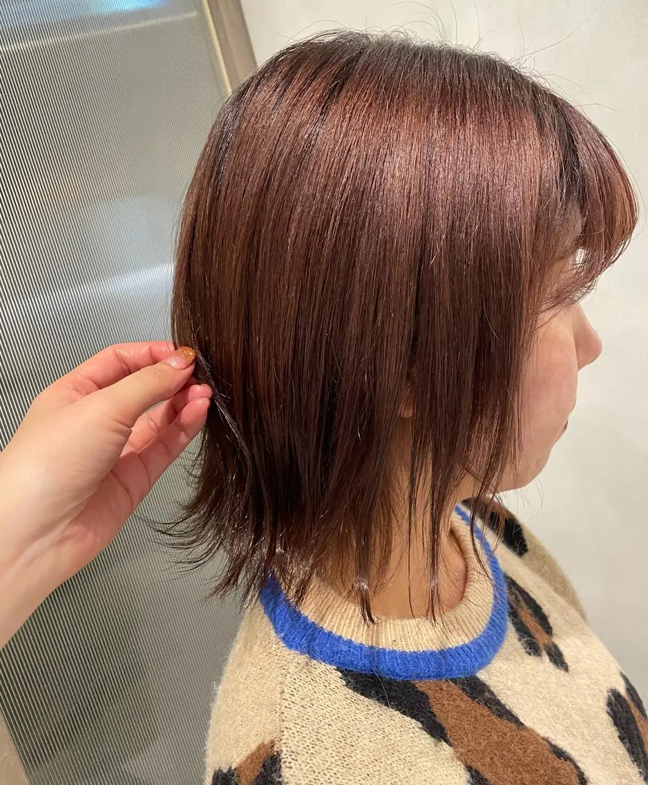 ショート カラー ブリーチ ブラウンカラー ピンクカラー ピンクブラウン 小出 彩水のヘアスタイル