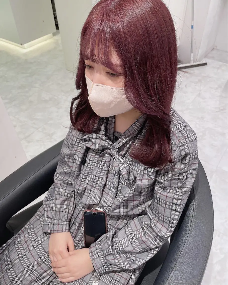 ミディアム カラー ヘアカラー 💗🤍透明感カラー 🤍💗kanonのヘアスタイル
