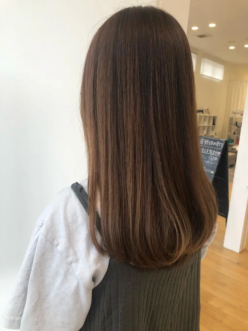 ロング カット 松原 愛莉のヘアスタイル