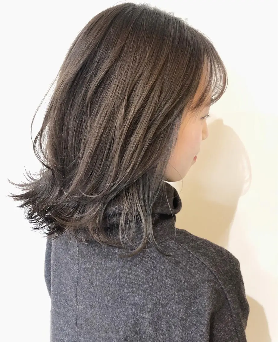 ミディアム カラー ヘアアレンジ メンズ ネイル マツエク・マツパ ミディアムパーマ メンズバレイヤージュ メンズハイライト メンズパーマ アッシュ カット ヘアカラー 夜23時まで予約🉑 reverieあきらのヘアスタイル