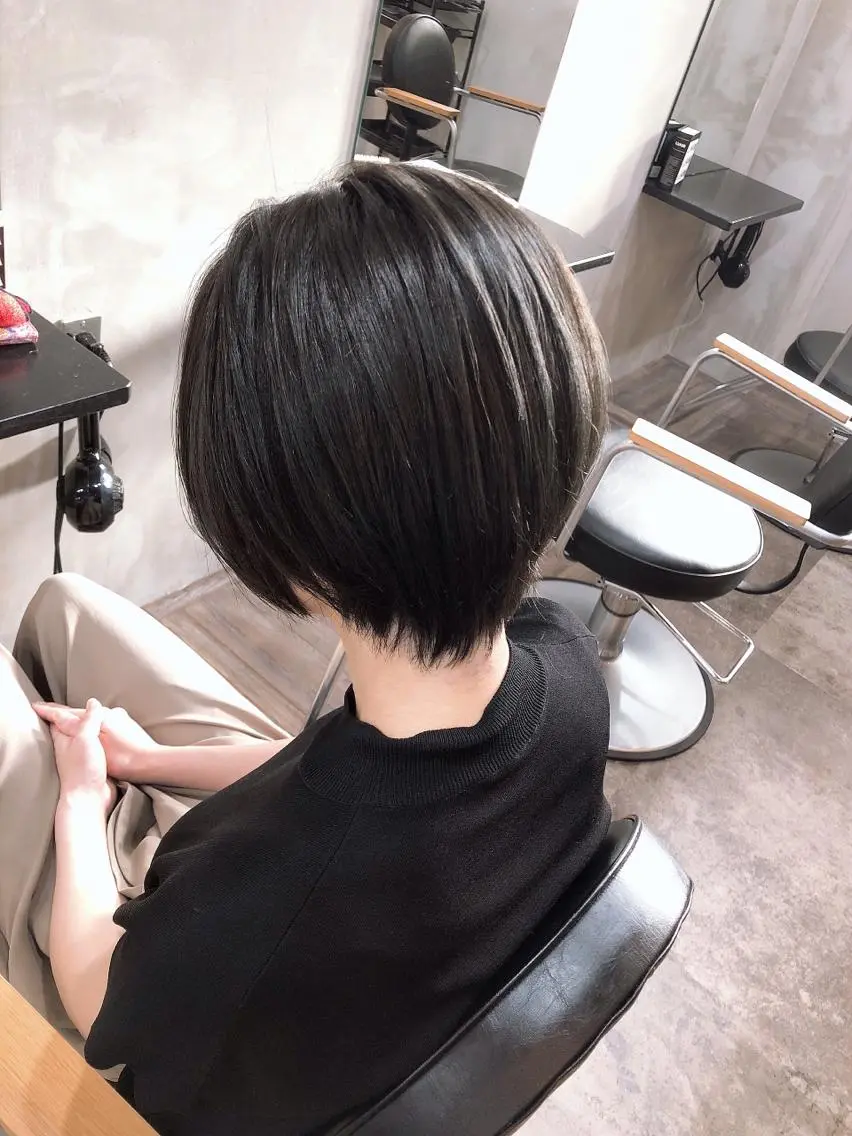 ショート 中村 優志のヘアスタイル