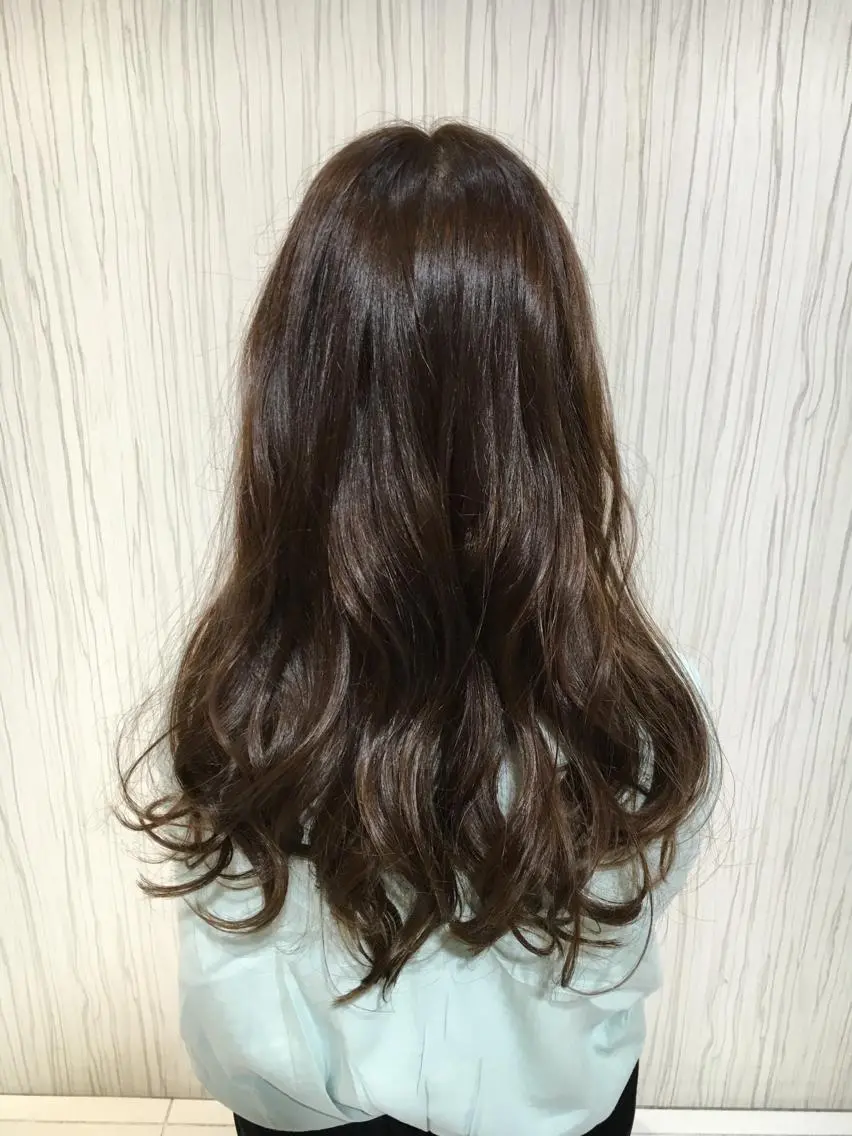 ミディアム セミロング ロング カラー アッシュ アッシュブラウン ブラウンカラー ✨艶髪✨透明感✨ 山内大樹のヘアスタイル