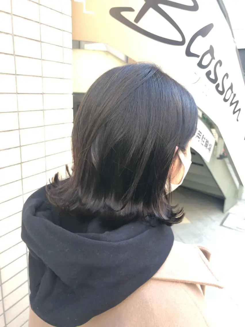 ショート ボブ カット ヘアカラー 阿部 美咲のヘアスタイル