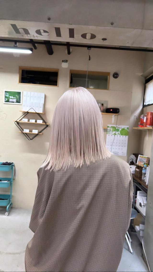 カラー デザインカラー／ 梶本 乃梨叶のヘアスタイル
