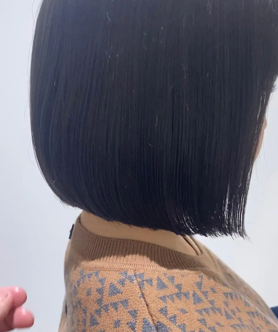 ショート ボブ カット 斎藤 仁のヘアスタイル