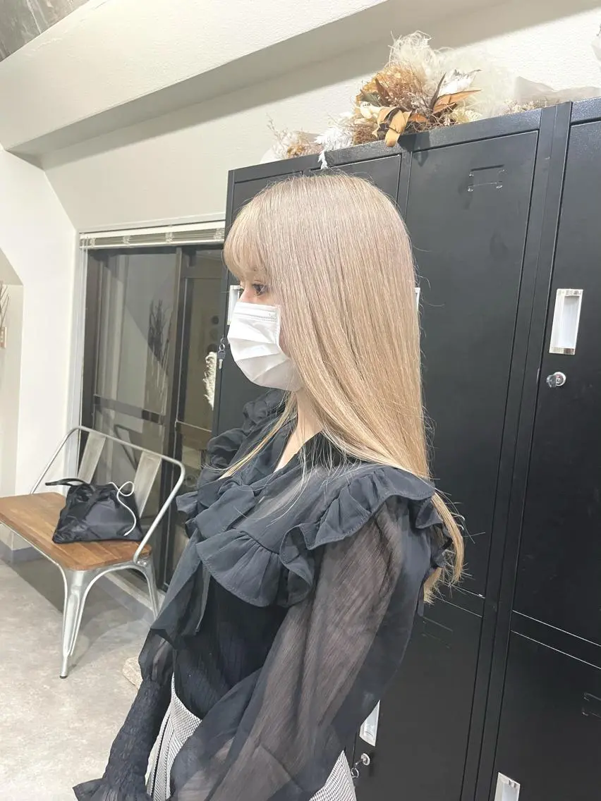 ミディアム カラー パーマ ヘアアレンジ メンズ キッズ ネイル マツエク・マツパ メンズバレイヤージュ メンズブリーチ メンズハイライト メンズインナーカラー メンズ韓国風 切りっぱなしヘアボブ ミディアムヘアRYOのヘアスタイル