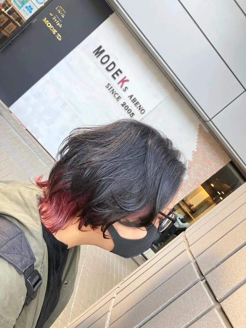 ショート カラー インナーカラー ラベンダーカラー ラベンダーピンク ピンクカラー ウルフカット カット ヘアカラー トリートメント SHAFT Ieiriのヘアスタイル