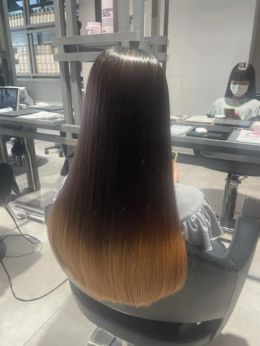 ロング 酸性ストレート ブリーチ👩‍🦳/ ‪✂︎MANAMIのヘアスタイル