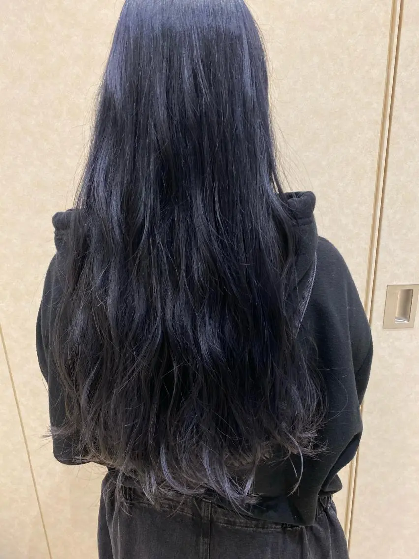 ロング 小倉 沙織のヘアスタイル