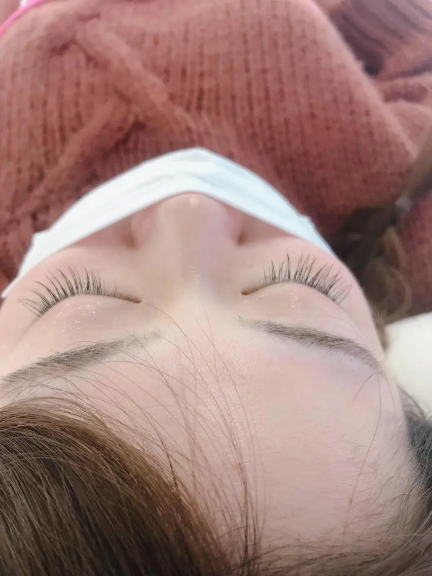 マツエク・マツパ 石渡このみ 🍊レイヤーカットのヘアスタイル