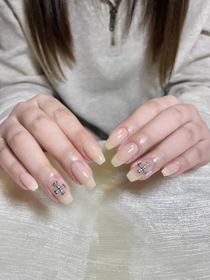 ネイル ハンドネイル ハンドケア 🍑 momo_nailのネイルデザイン