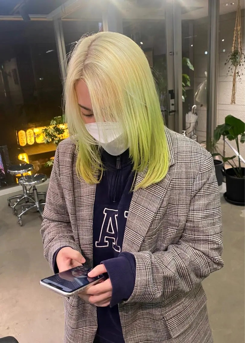 ミディアム カラー パーマ ヘアアレンジ ウルフカット モデル募集中！ミカのヘアスタイル