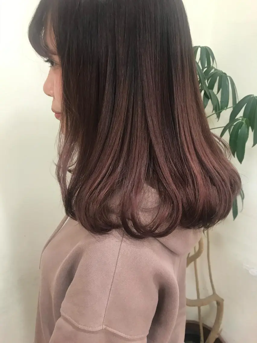 セミロング カット あさかわ みほのヘアスタイル