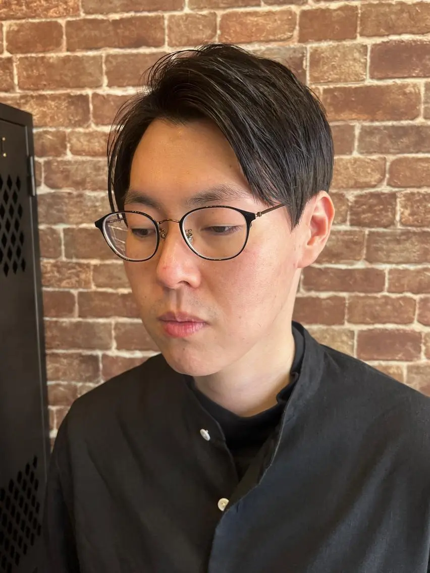 ショート カラー パーマ ヘアアレンジ メンズ キッズ ネイル マツエク・マツパ アイブロウ メンズブリーチ メンズハイライト メンズインナーカラー メンズ韓国風 ブリーチ 久木原 ゆりのヘアスタイル