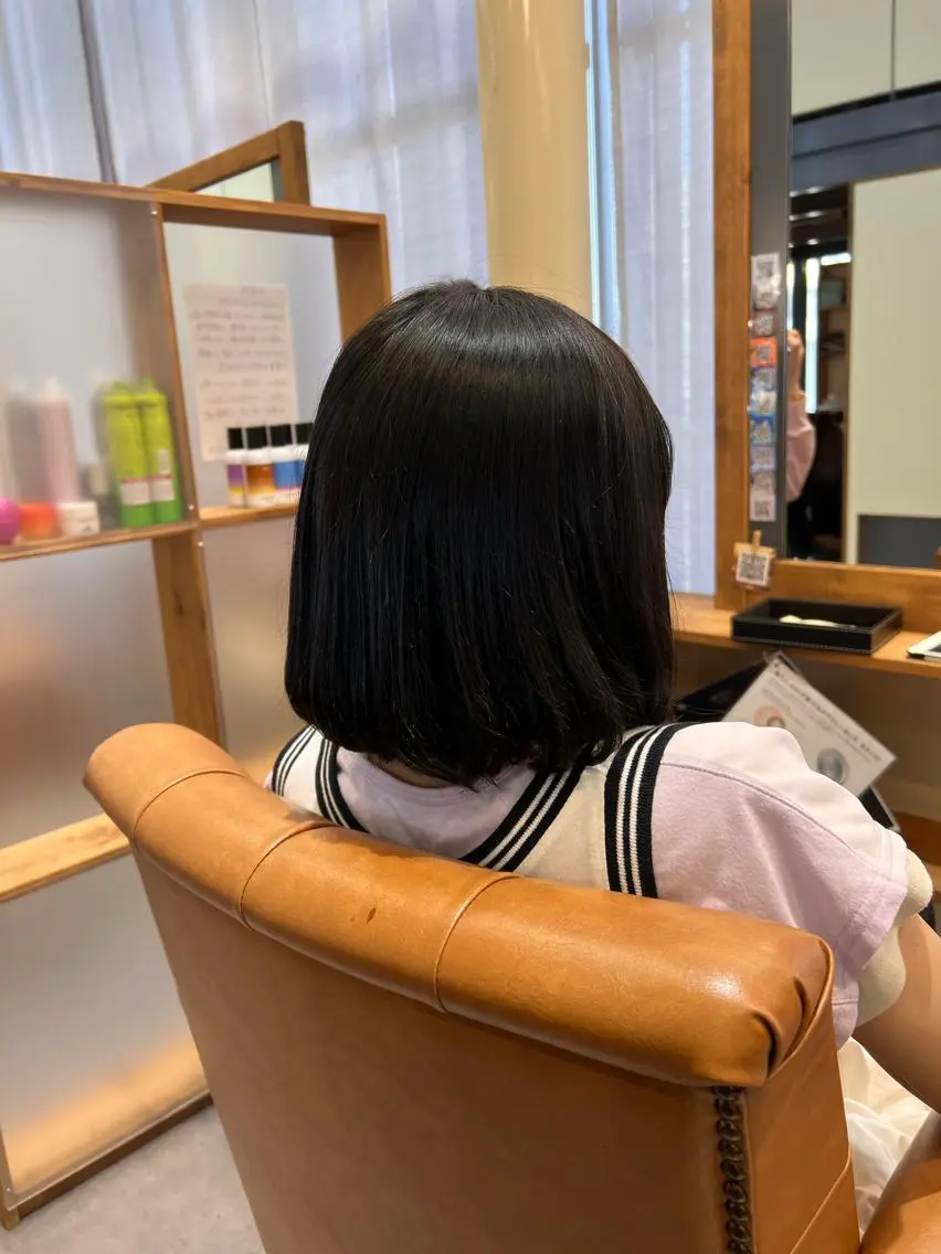 ミディアム 田中 真理のヘアスタイル